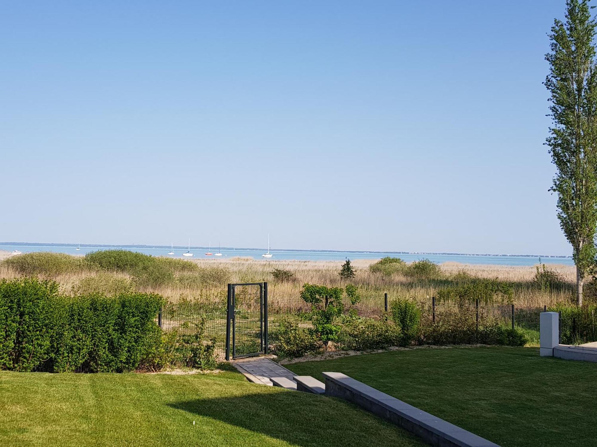 Coastline Balaton Apartment Alsóörs Εξωτερικό φωτογραφία